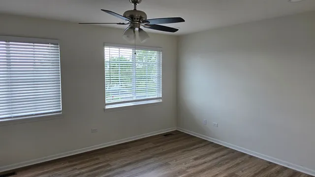 $2,850 | 1521 Saddle Lane, Aurora, IL 60505