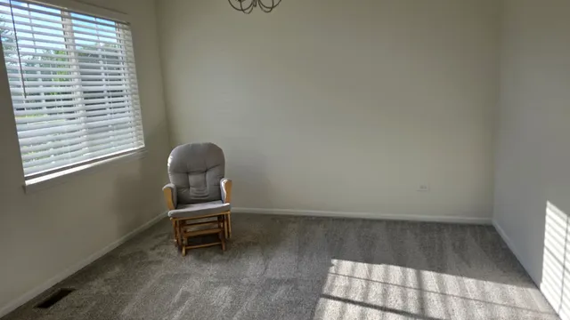 $2,850 | 1521 Saddle Lane, Aurora, IL 60505