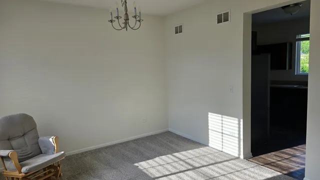 $2,850 | 1521 Saddle Lane, Aurora, IL 60505