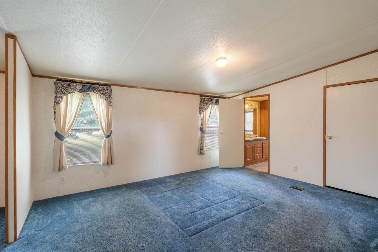 1520 Lynch Road Selma, NC 27576 - Photo 24 of 27 Photo 24