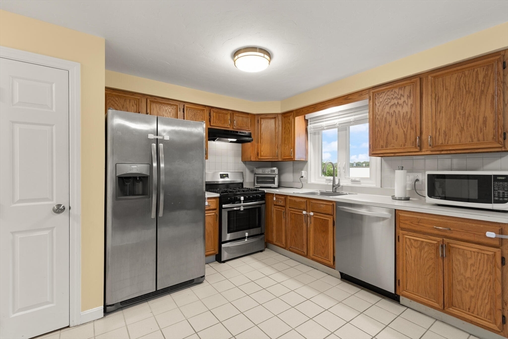 1603 Irving Road, Unit 1603 Randolph, MA 02368 - Photo 4 of 16