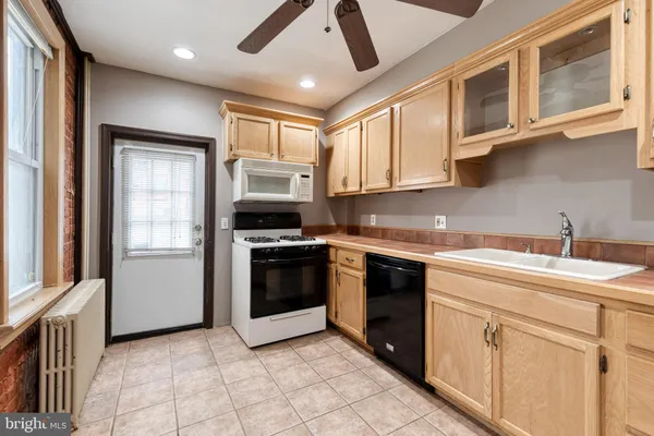 $2,000 | 809 South Glover Street, Baltimore, MD 21224