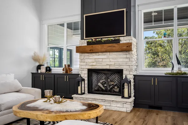 a view of livingroom with furniture and wooden floor