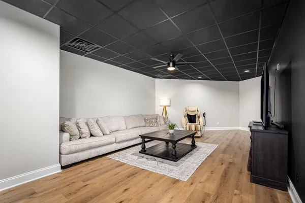 $1,594,000 | 1425 Fuston Hollow Road, Auburntown, TN 37016