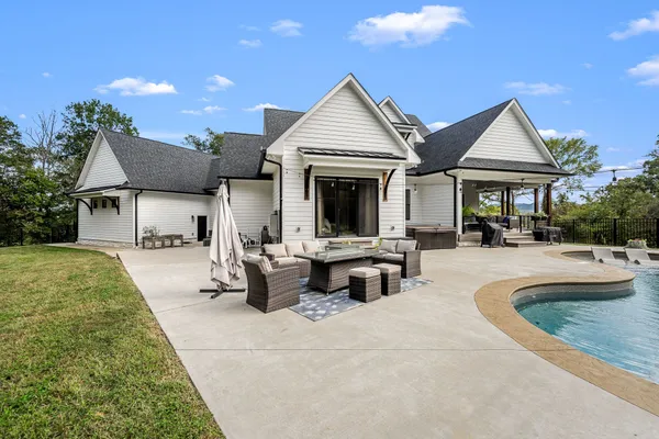 $1,594,000 | 1425 Fuston Hollow Road, Auburntown, TN 37016