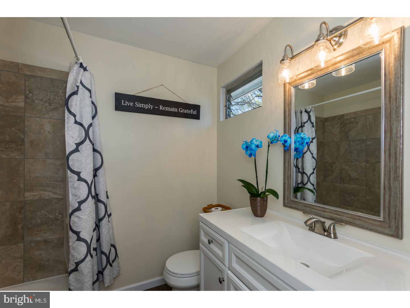 527 Elford Road Fairless Hills, PA 19030 - Photo 8 of 21 Bathroom