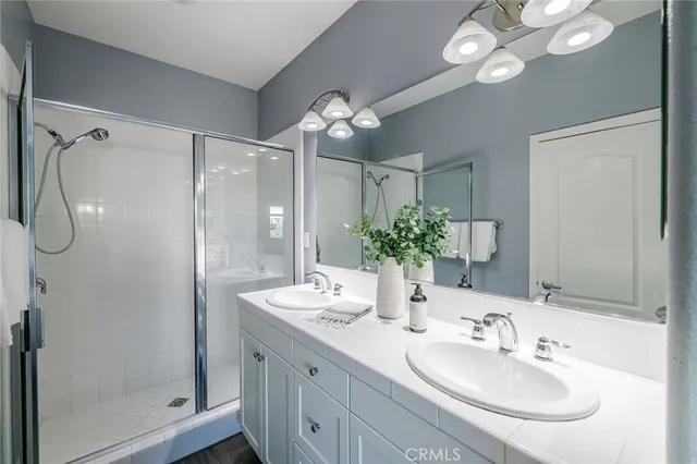 $999,000 | 5408 West 149th Place, Unit 4, Hawthorne, CA 90250