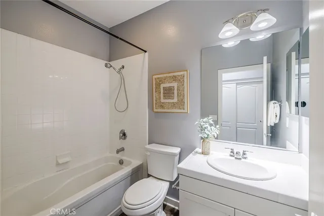 $999,000 | 5408 West 149th Place, Unit 4, Hawthorne, CA 90250