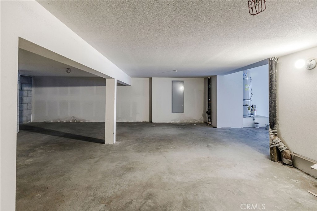 5408 West 149th Place, Unit 4 Hawthorne, CA 90250 - Photo 37 of 48