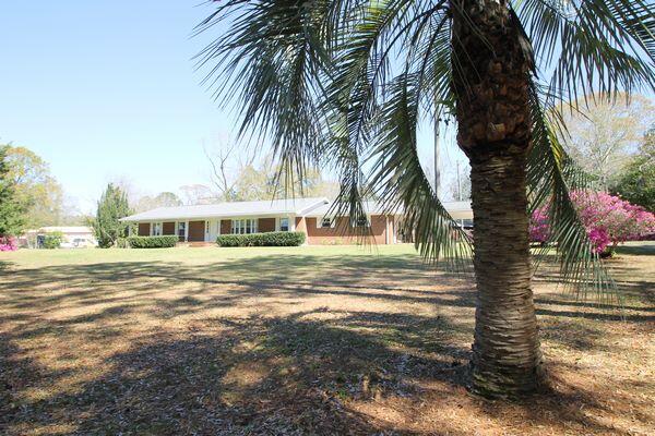 223 Ridge Drive Crestview, FL 32536 - Photo 39 of 44 IMG_4279