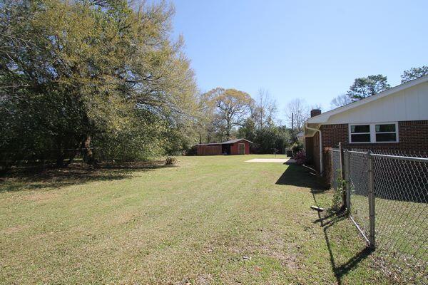 223 Ridge Drive Crestview, FL 32536 - Photo 10 of 44 IMG_4288