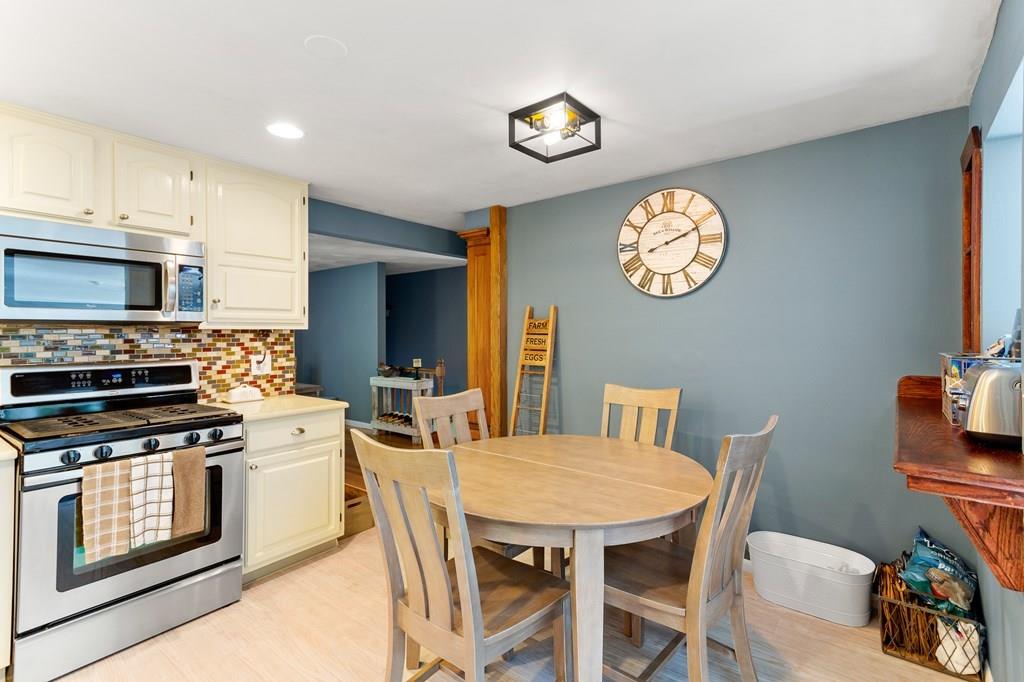 33 Appleby Road Salem, MA 01970 - Photo 10 of 30 Gallery Image 10