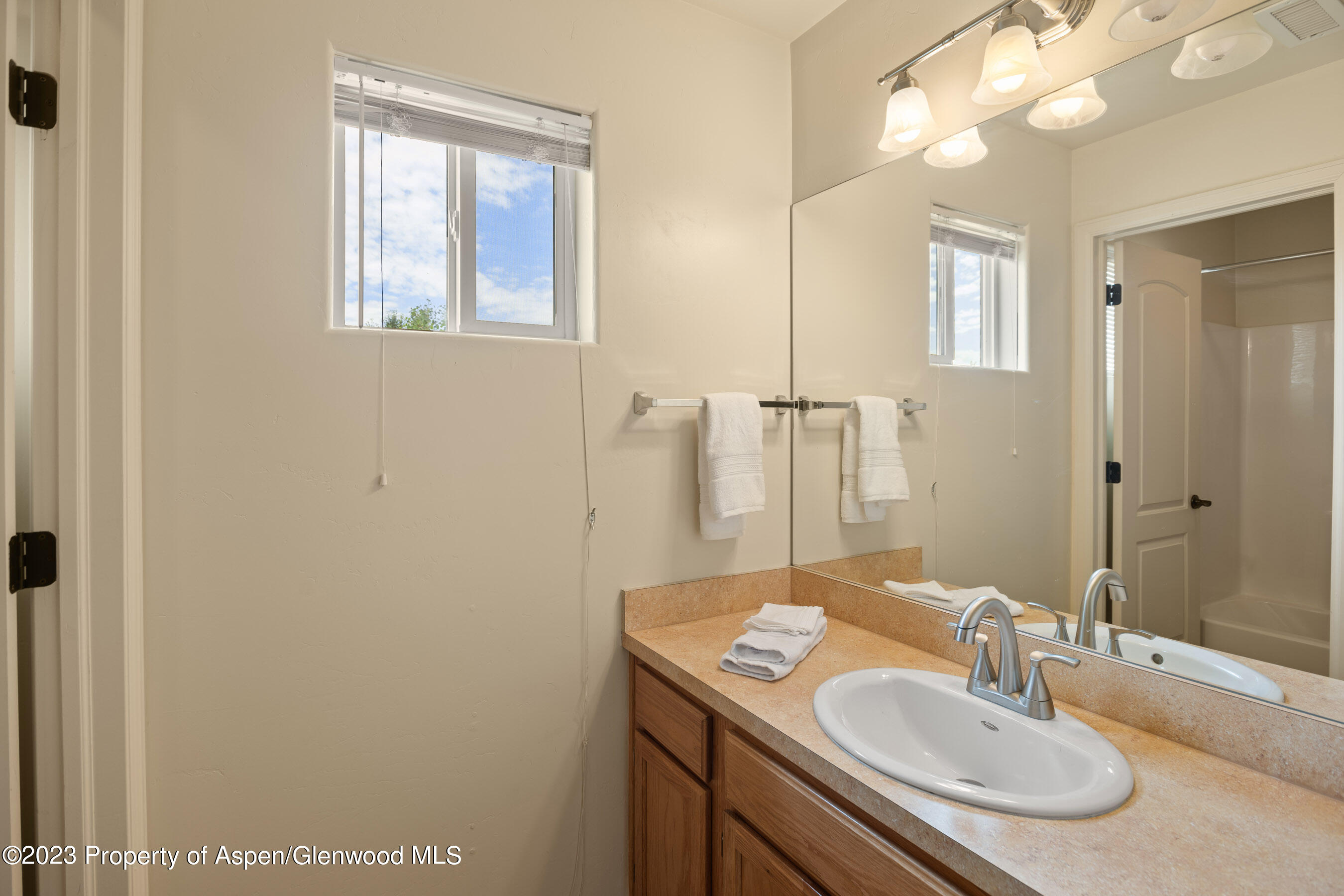 145 West 26th Street Rifle, CO 81650 - Photo 11 of 17 Guest Bath