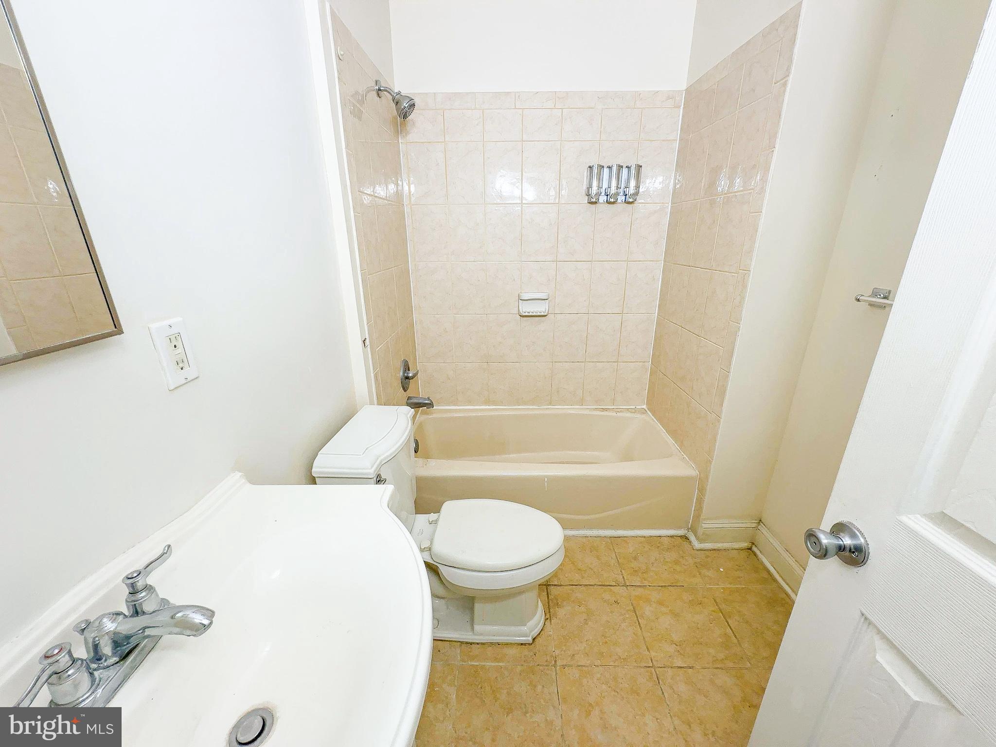 1835 D Street Northeast Washington, DC 20002 - Photo 32 of 42 a bathroom with a toilet and a shower