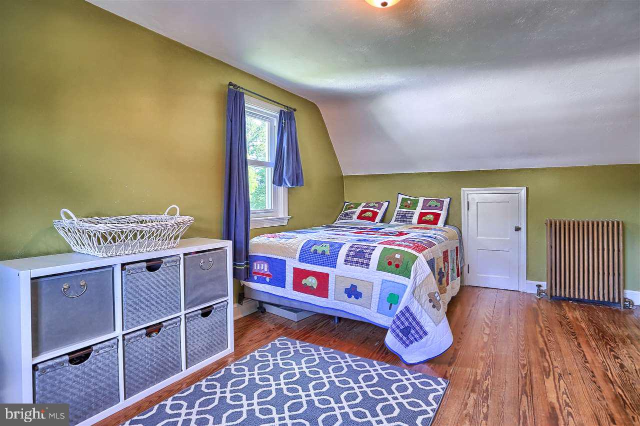 464 Edgehill Road York, PA 17403 - Photo 18 of 27