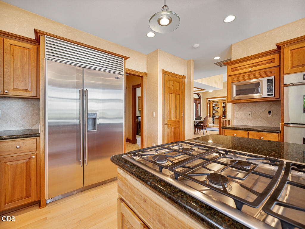 11707 Kestrel Road Klamath Falls, OR 97601 - Photo 16 of 65