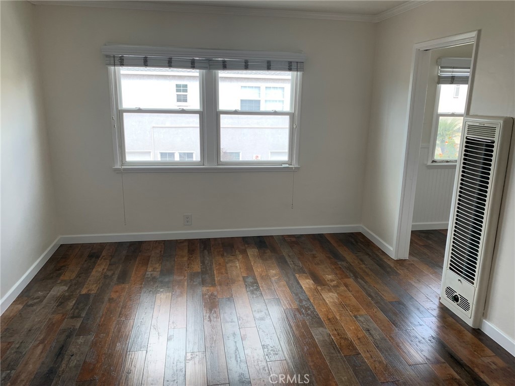 4401 East Division Street Long Beach, CA 90803 - Photo 34 of 49 Studio Living Area