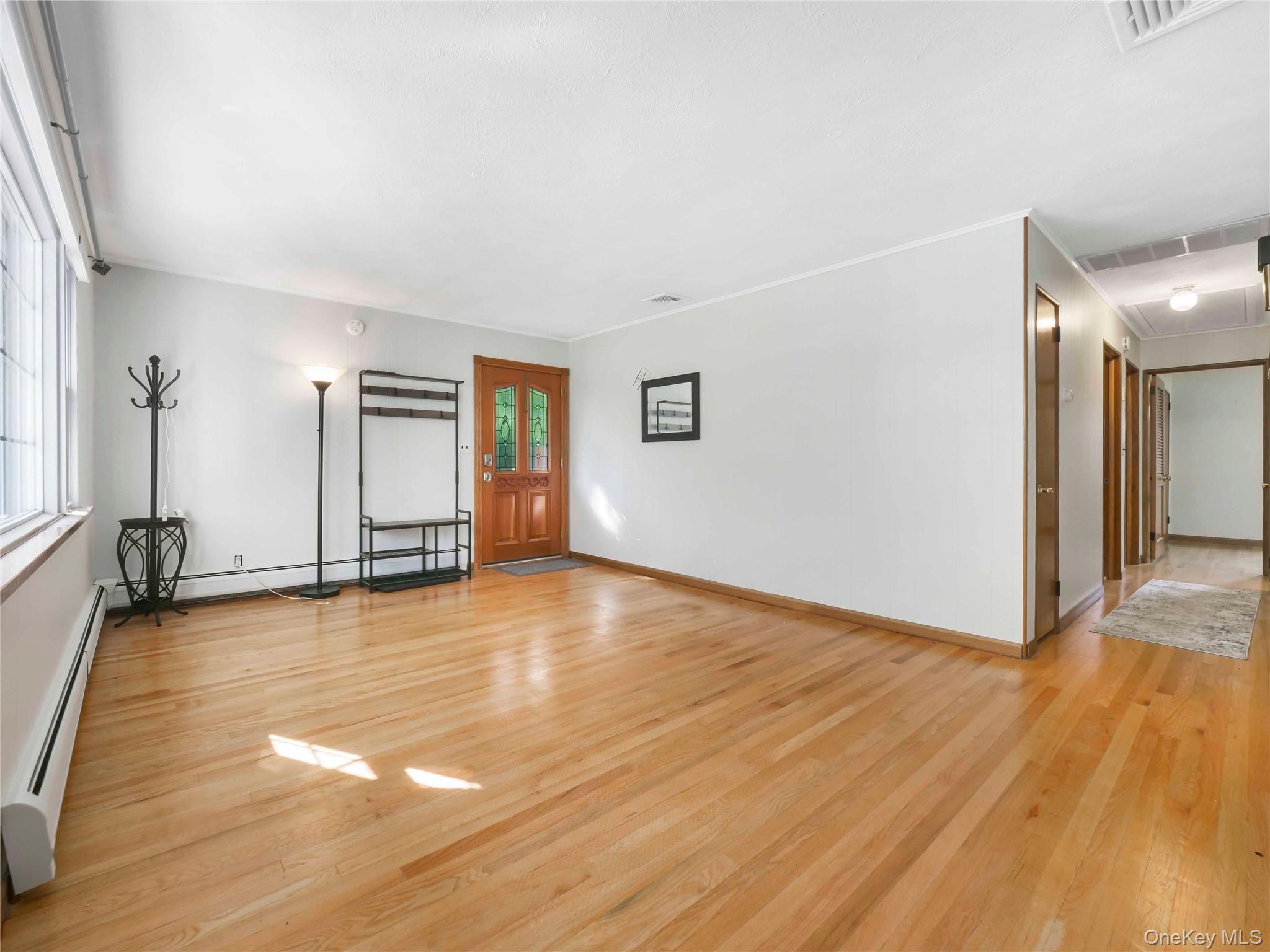 33 Mountain Road Tuxedo Park, NY 10987 - Photo 12 of 25