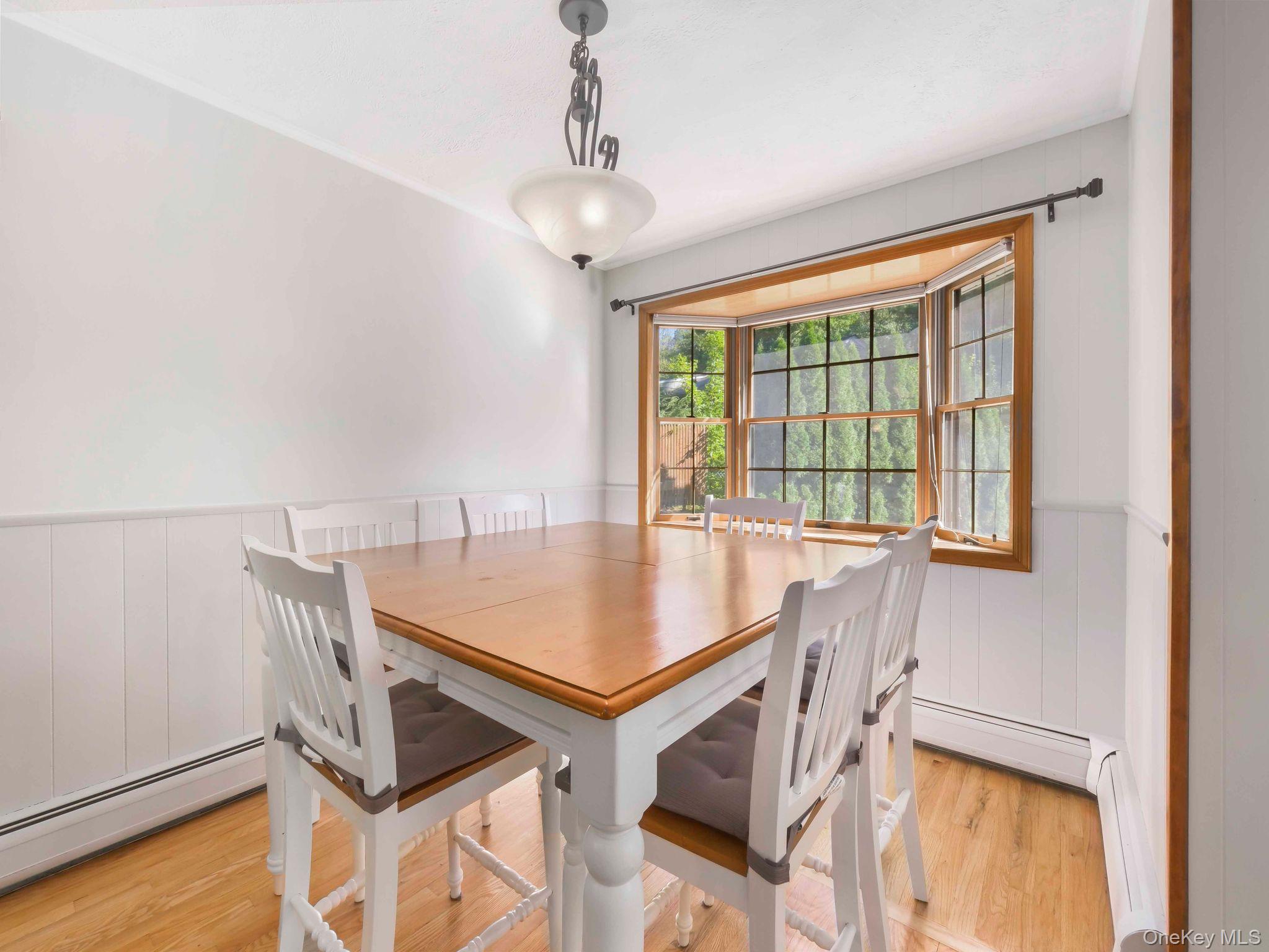 33 Mountain Road Tuxedo Park, NY 10987 - Photo 13 of 25