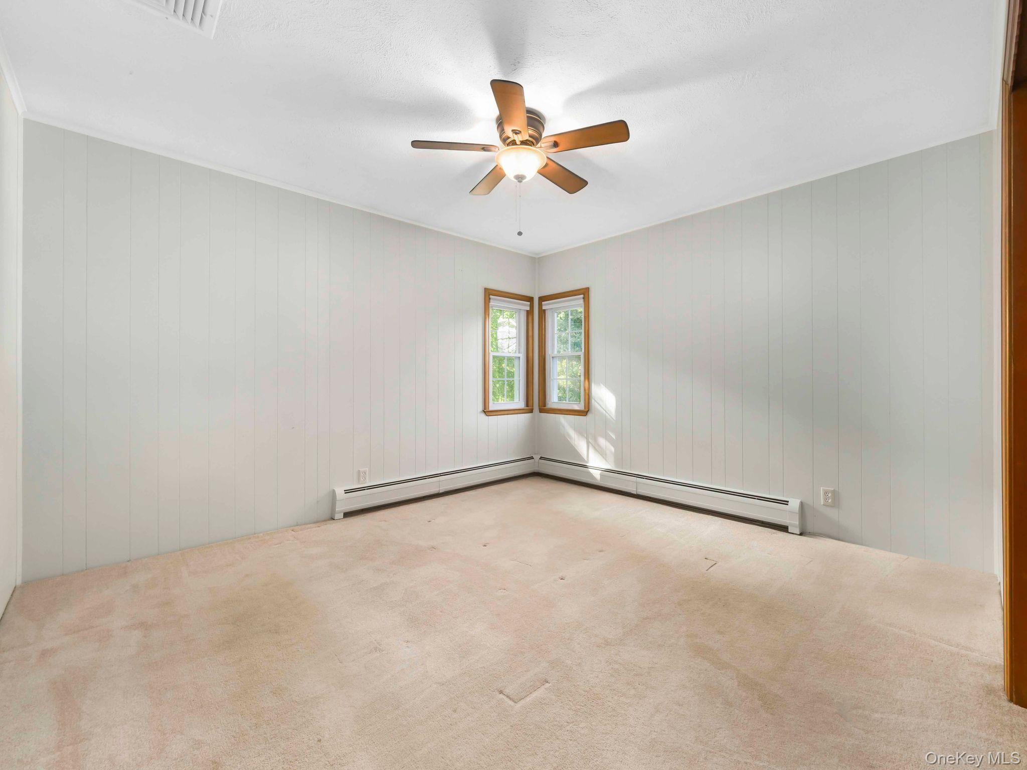 33 Mountain Road Tuxedo Park, NY 10987 - Photo 17 of 25