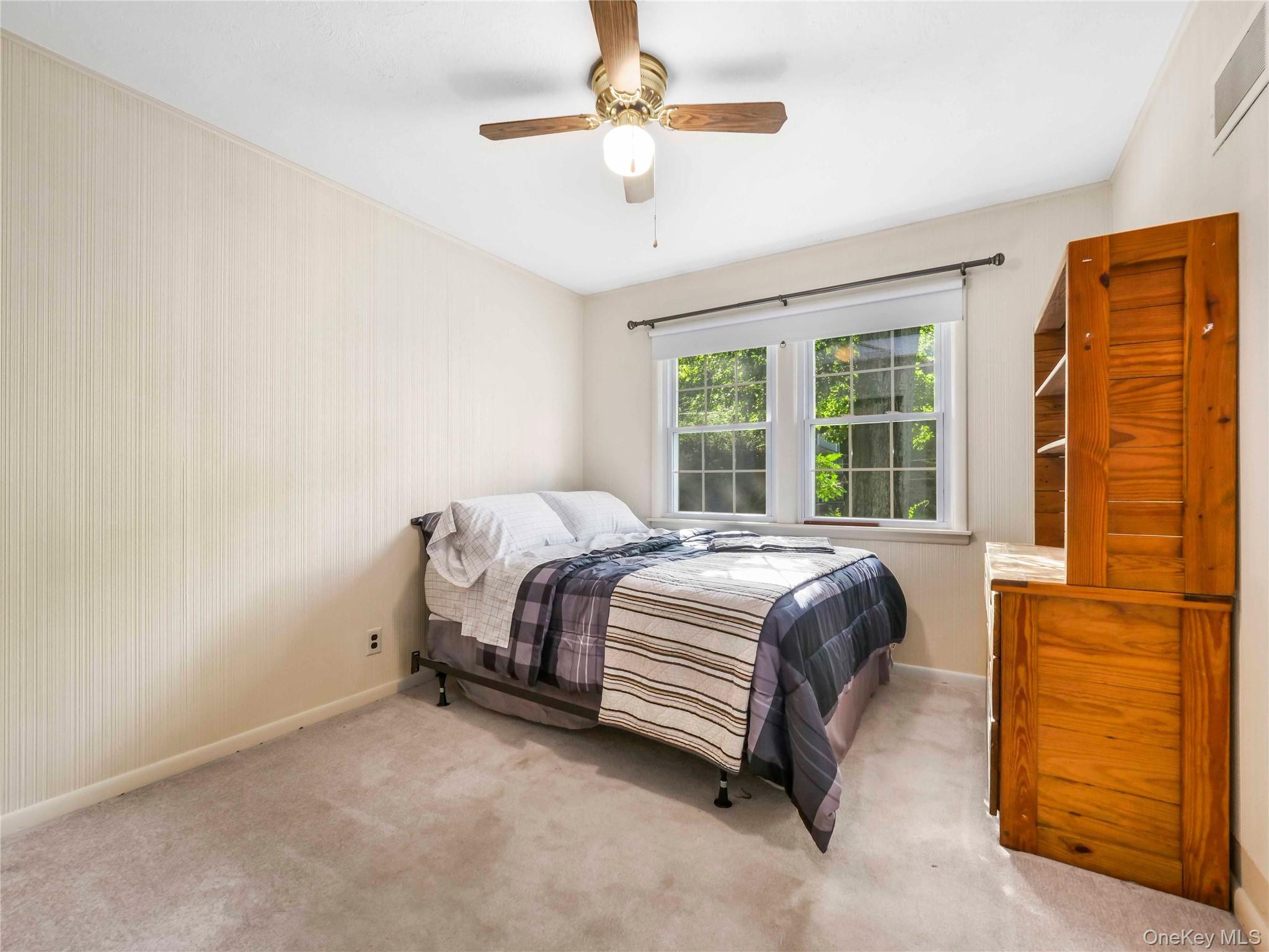 33 Mountain Road Tuxedo Park, NY 10987 - Photo 19 of 25