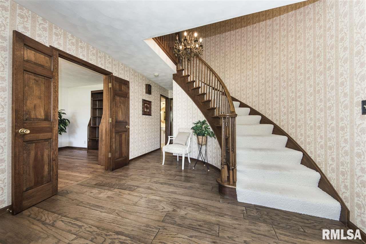 64 Hickory Ridge Drive Morton, IL 61550 - Photo 3 of 36 Gallery Image 3