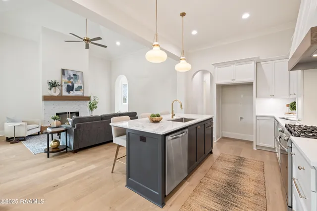 $485,000 | 102 Sanctuary Lane, Lafayette, LA 70503