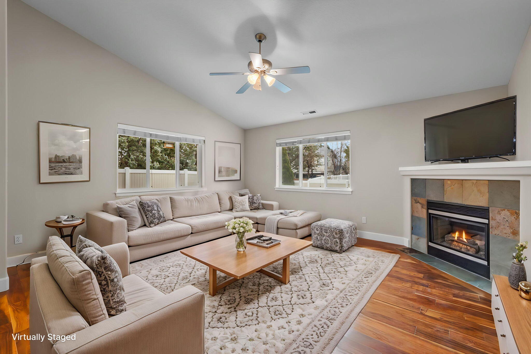 20657 Couples Lane Bend, OR 97702 - Photo 6 of 44 Staged Living Room