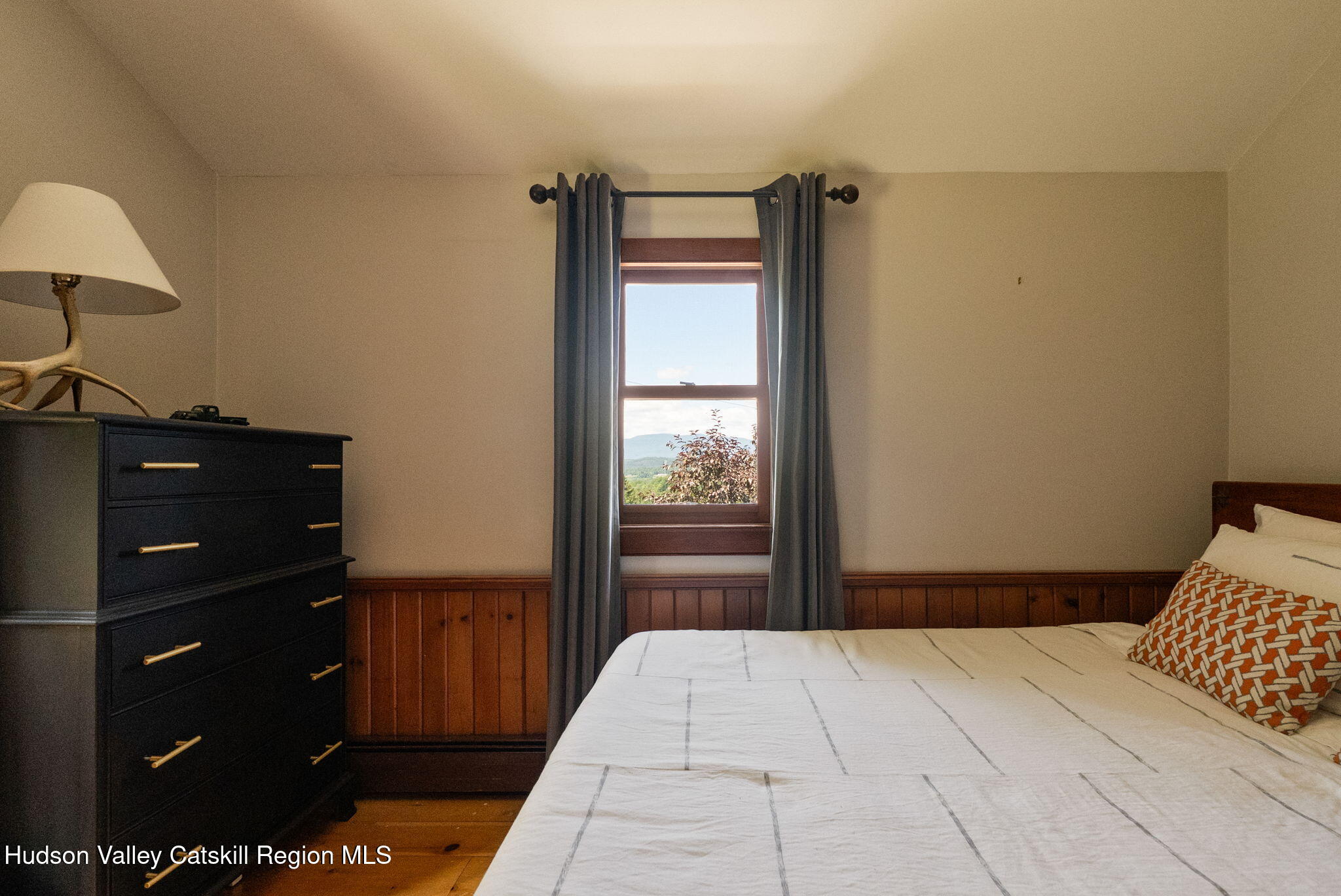 16 Carriage House Road Catskill, NY 12414 - Photo 55 of 74 guest room