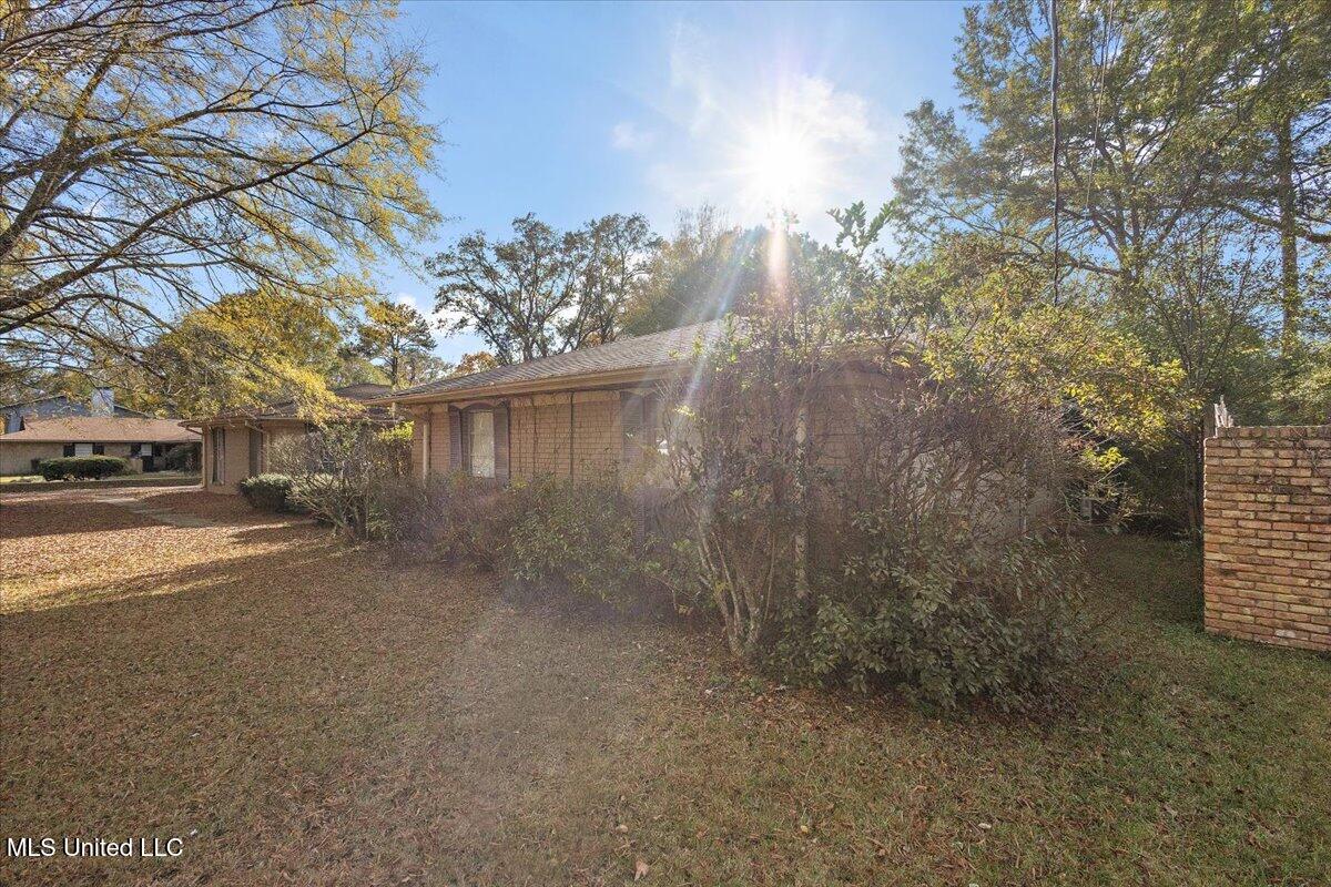 5505 Marblehead Drive Jackson, MS 39211 - Photo 2 of 39 02-3HTP0109