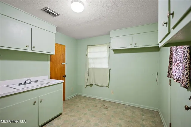 $175,000 | 5505 Marblehead Drive, Jackson, MS 39211