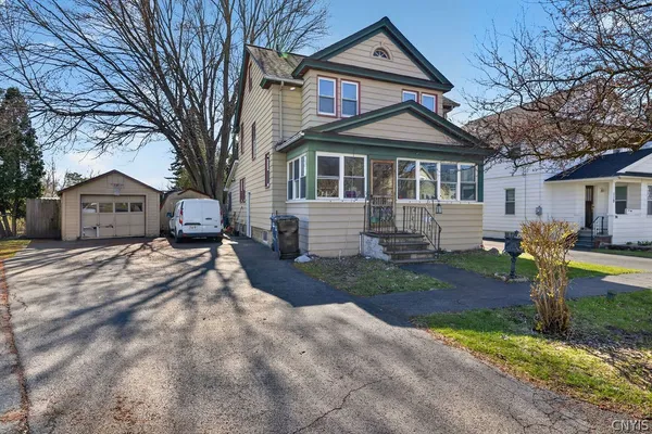 $194,900 | 117 Ross Park, Syracuse, NY 13208