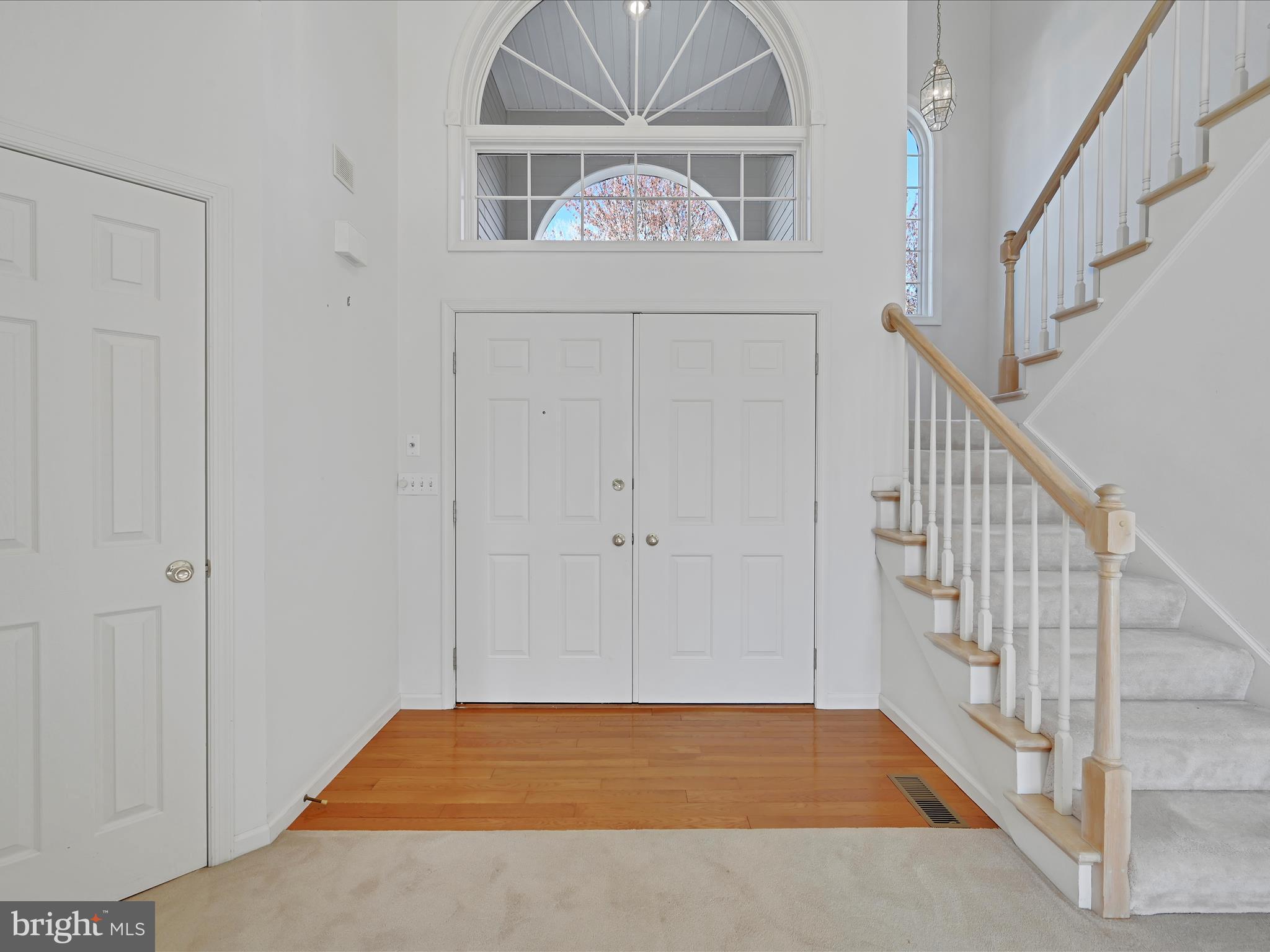 520 Waterside Circle Lebanon, PA 17042 - Photo 6 of 35