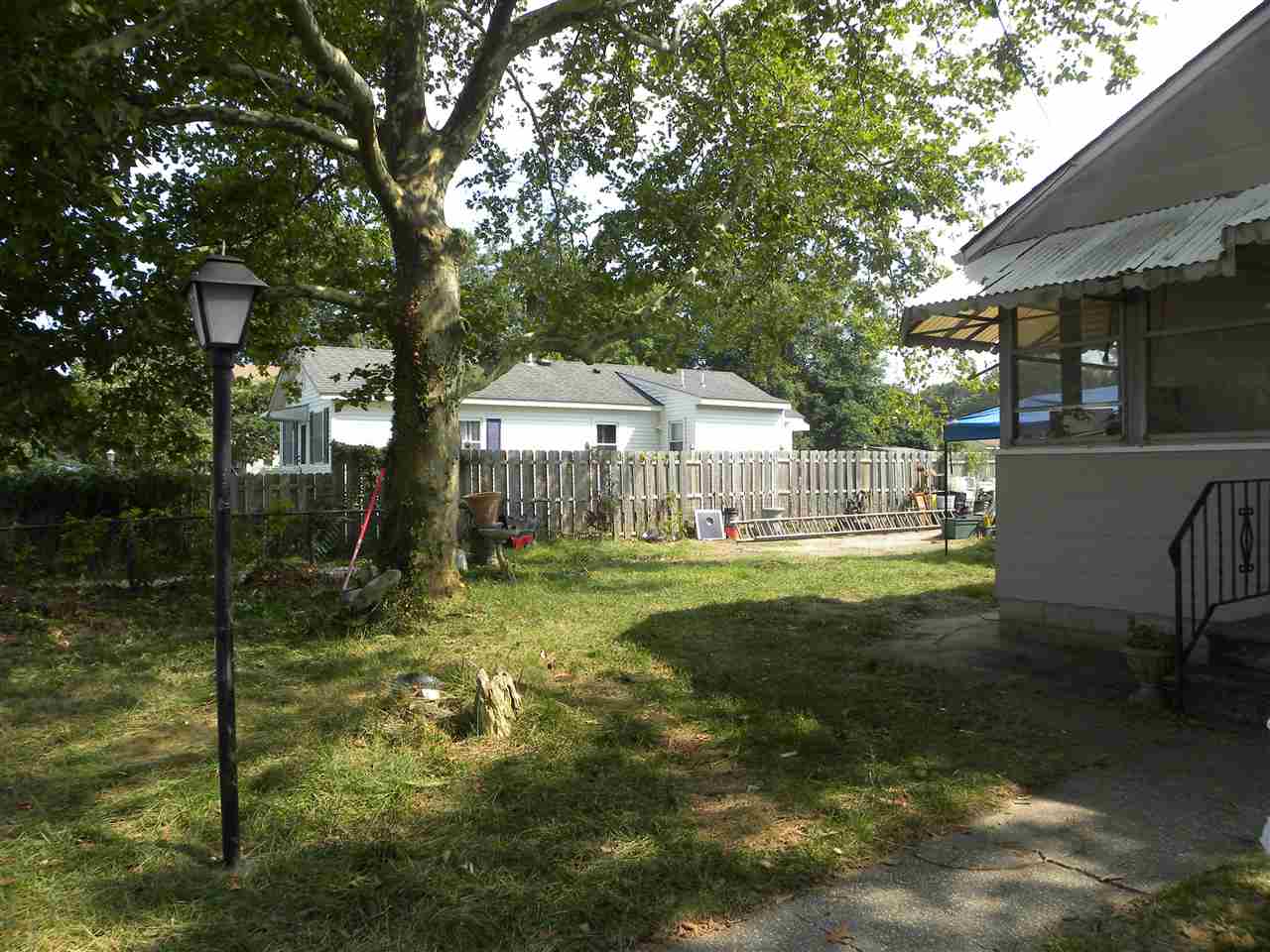 52 Warwick Road Villas, NJ 08251 - Photo 19 of 20 a view of backyard of the house