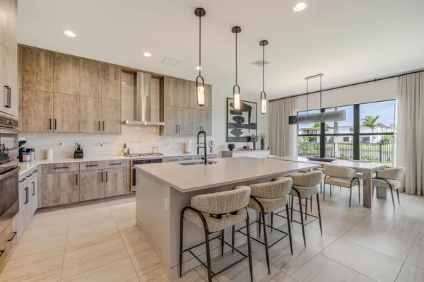 $19,000 | 8283 Royal County Down Road, Boca Raton, FL 33434