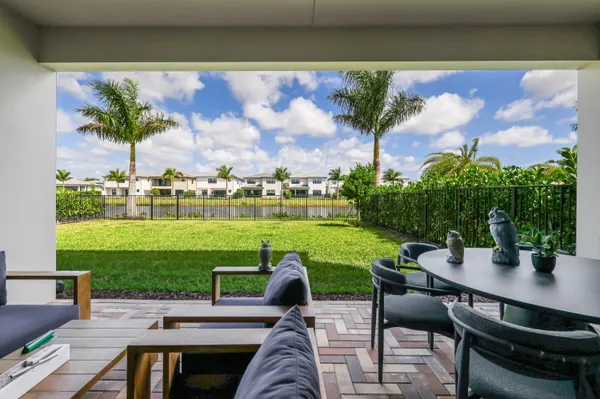 $19,000 | 8283 Royal County Down Road, Boca Raton, FL 33434