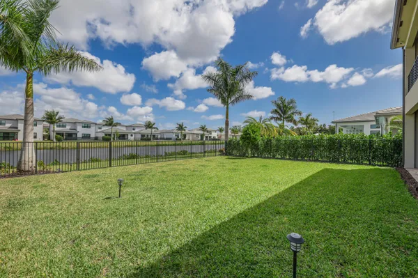$19,000 | 8283 Royal County Down Road, Boca Raton, FL 33434