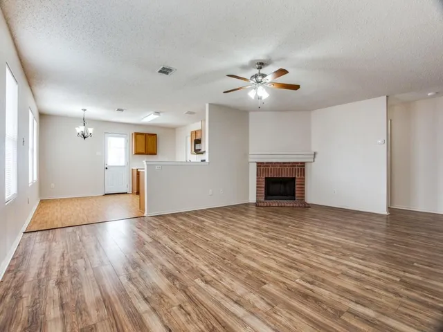 $1,945 | 3875 Fox Run Drive, Fort Worth, TX 76123