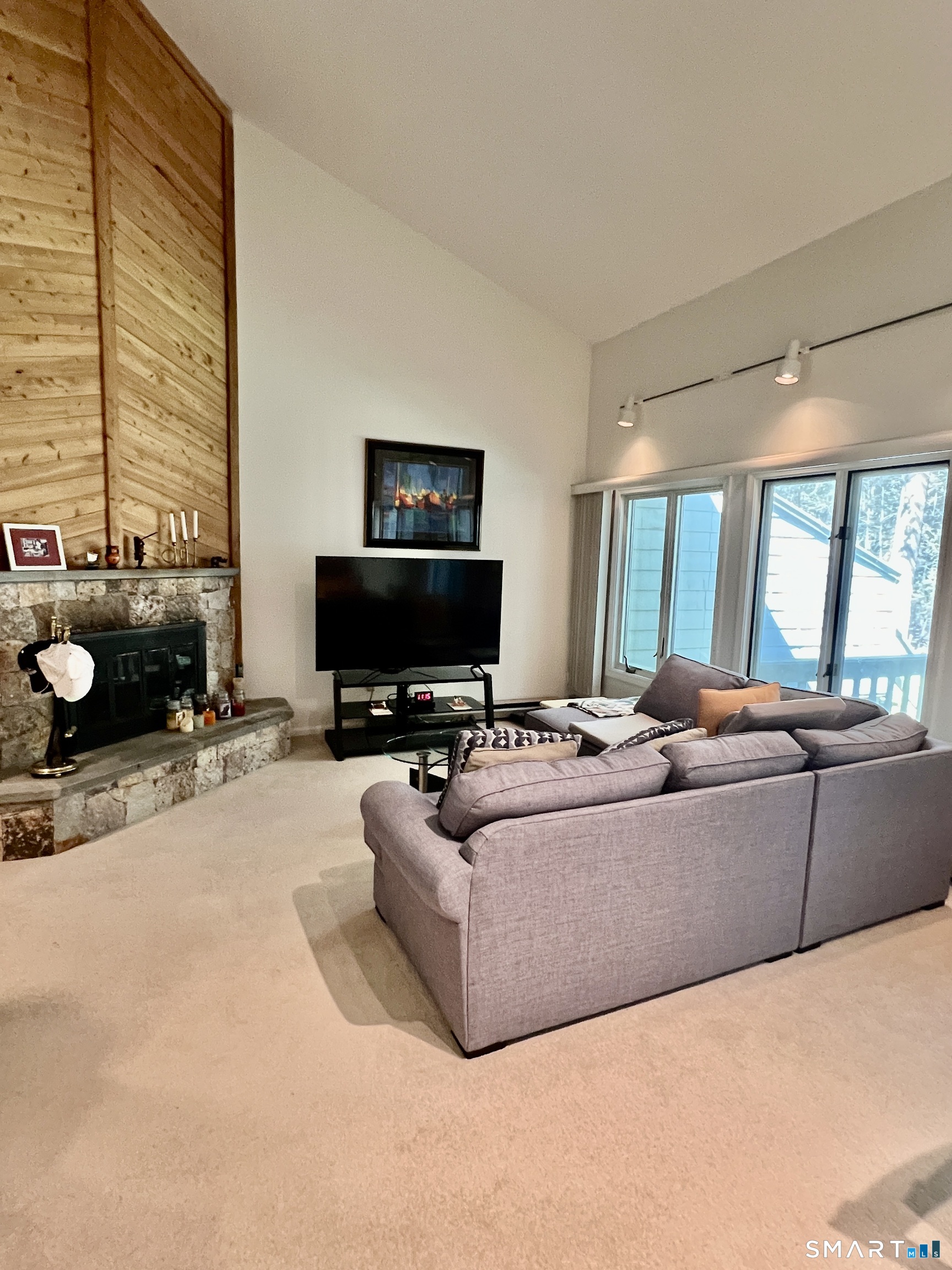 480 Evergreen Road Torrington, CT 06790 - Photo 5 of 23 Gallery Image 5
