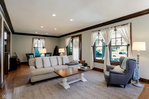 $489,900 | 3936 Broadway Street, Indianapolis, IN 46205