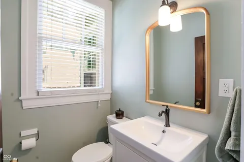 $489,900 | 3936 Broadway Street, Indianapolis, IN 46205