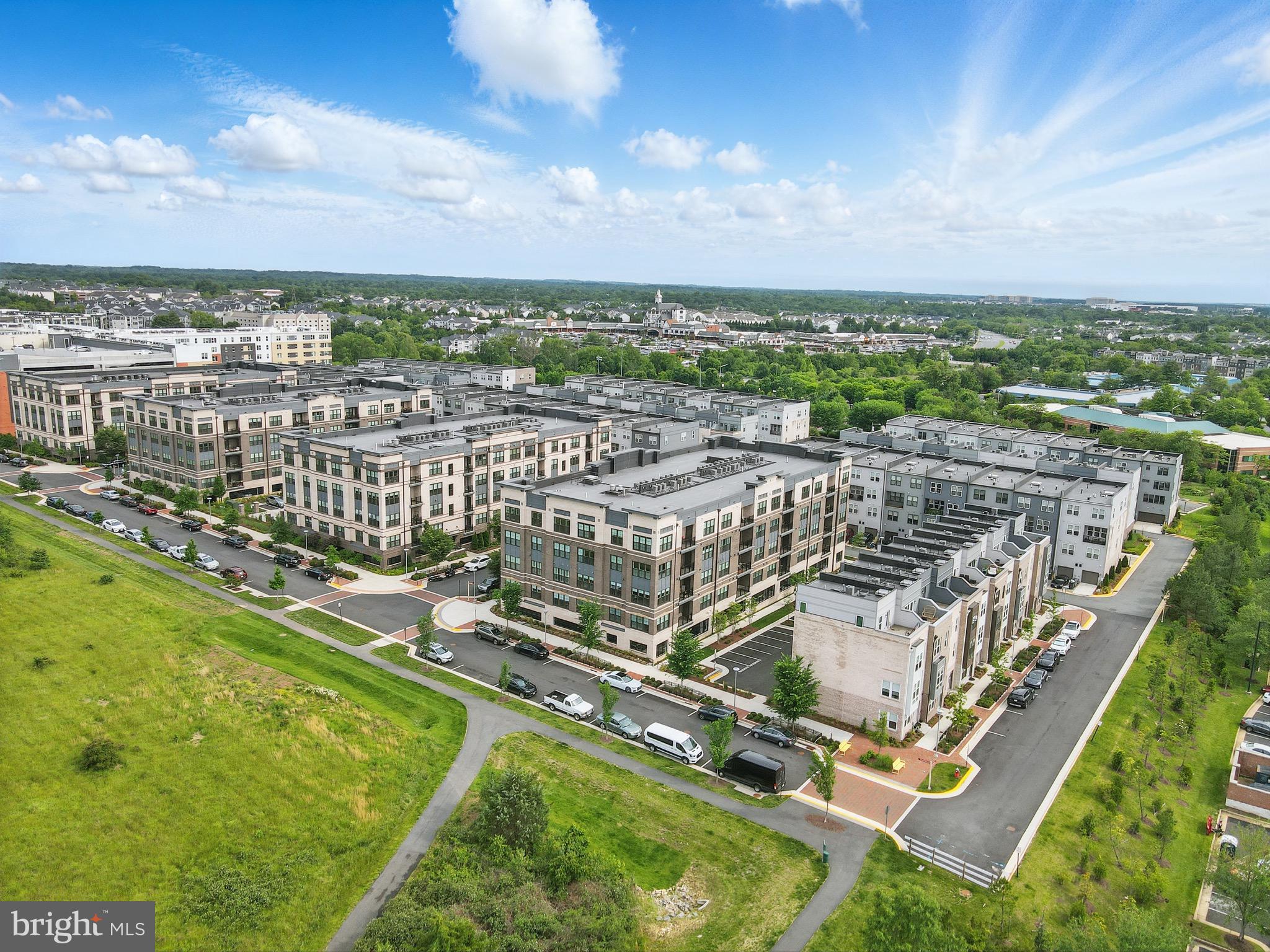 2320 Field Point Road, Unit 4407 Herndon, VA 20171 - Photo 50 of 55 Gallery Image 50