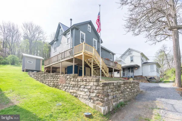 $225,000 | 5740 Piney Creek Road, Williamsburg, PA 16693