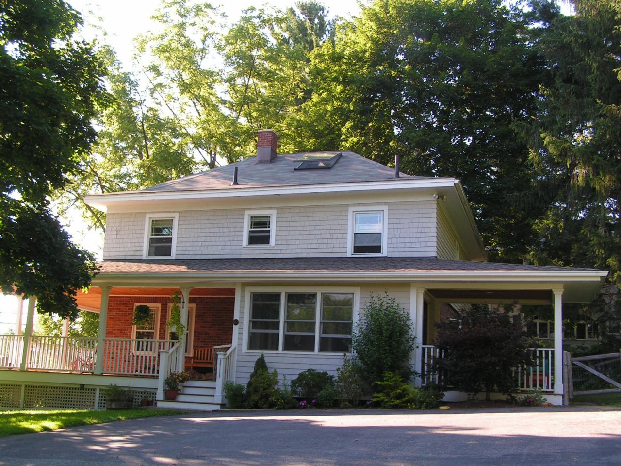 662 North Hoosac Road Williamstown, MA 01267 - Photo 1 of 8 side of house