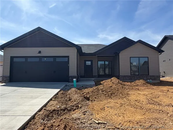 $299,900 | 2616 Vineyard Way, Unit 231, Memphis, IN 47143