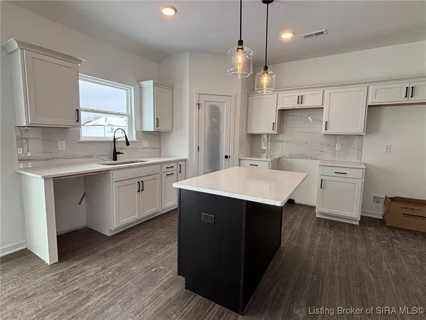 $299,900 | 2616 Vineyard Way, Unit 231, Memphis, IN 47143