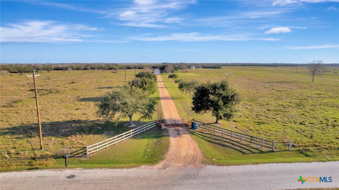 399 Keefe Road Victoria, TX 77905 - Photo 29 of 33 a view of an ocean and beach