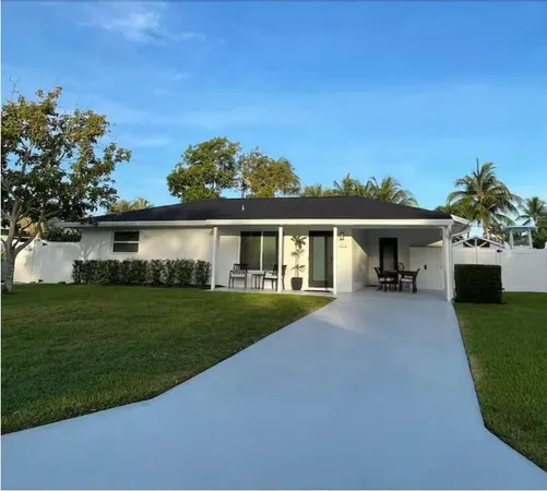 $683,000 | 1523 Berkshire Avenue, Jupiter, FL 33469