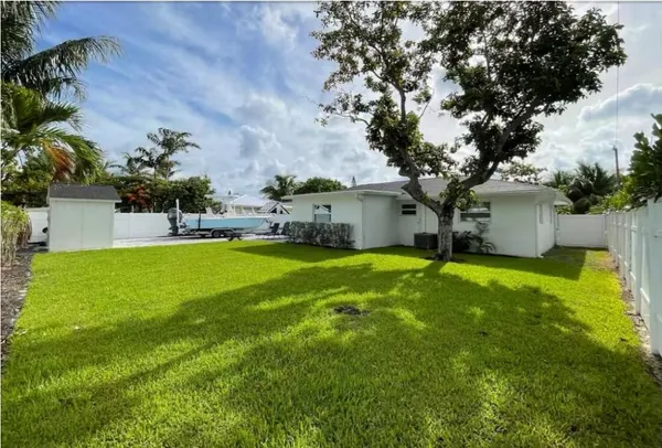 $683,000 | 1523 Berkshire Avenue, Jupiter, FL 33469