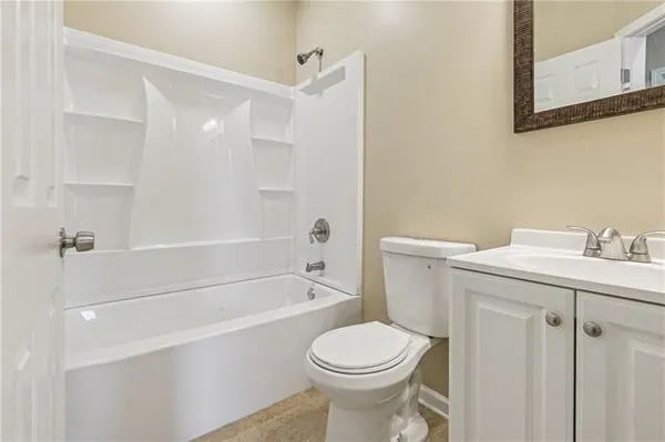 $1,800 | 3113 Delambert Street, Chalmette, LA 70043